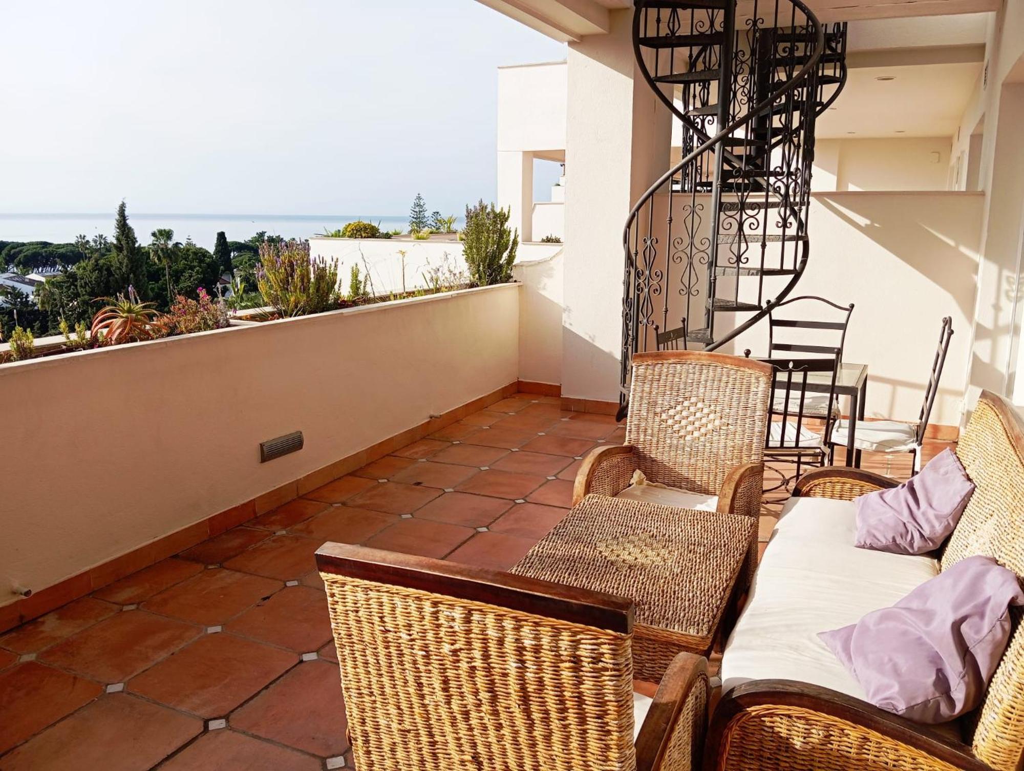 Apartamento Atico Duplex Hotel Guadalpin ماربيا المظهر الخارجي الصورة